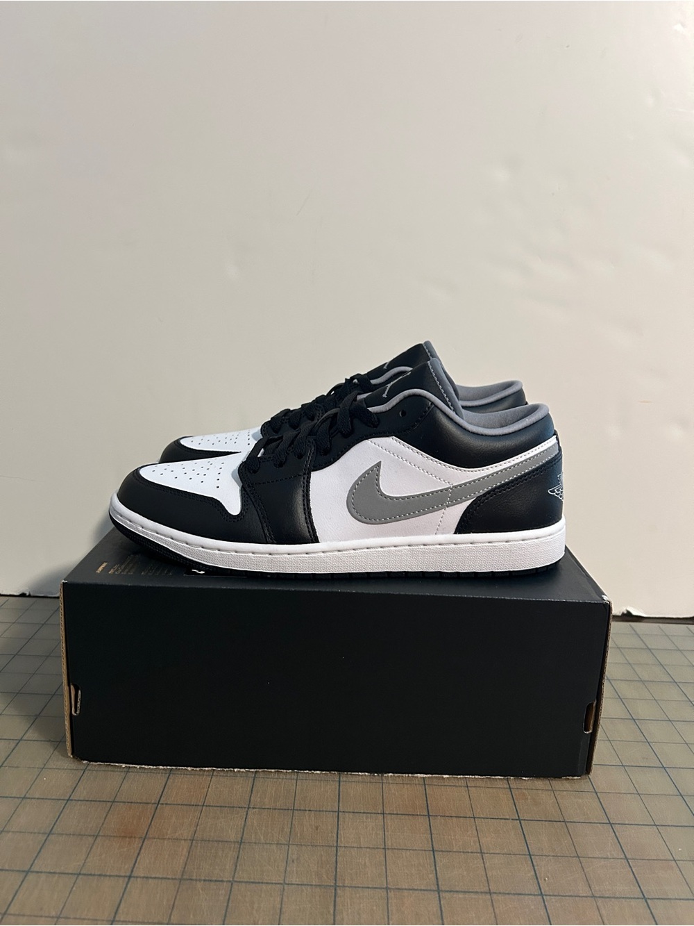 Jordan 1 Low ‘Black White Grey’